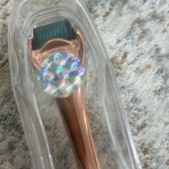 Dermaroller - Picture 2 of 2